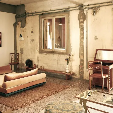 Hotel Mona 5*