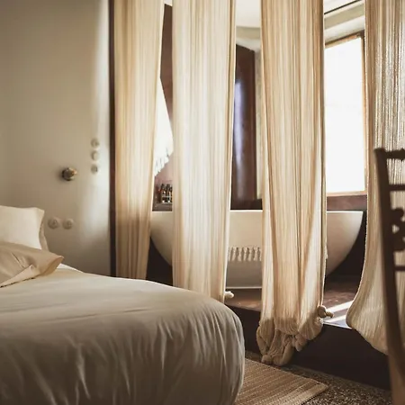 Hotel Mona 5*
